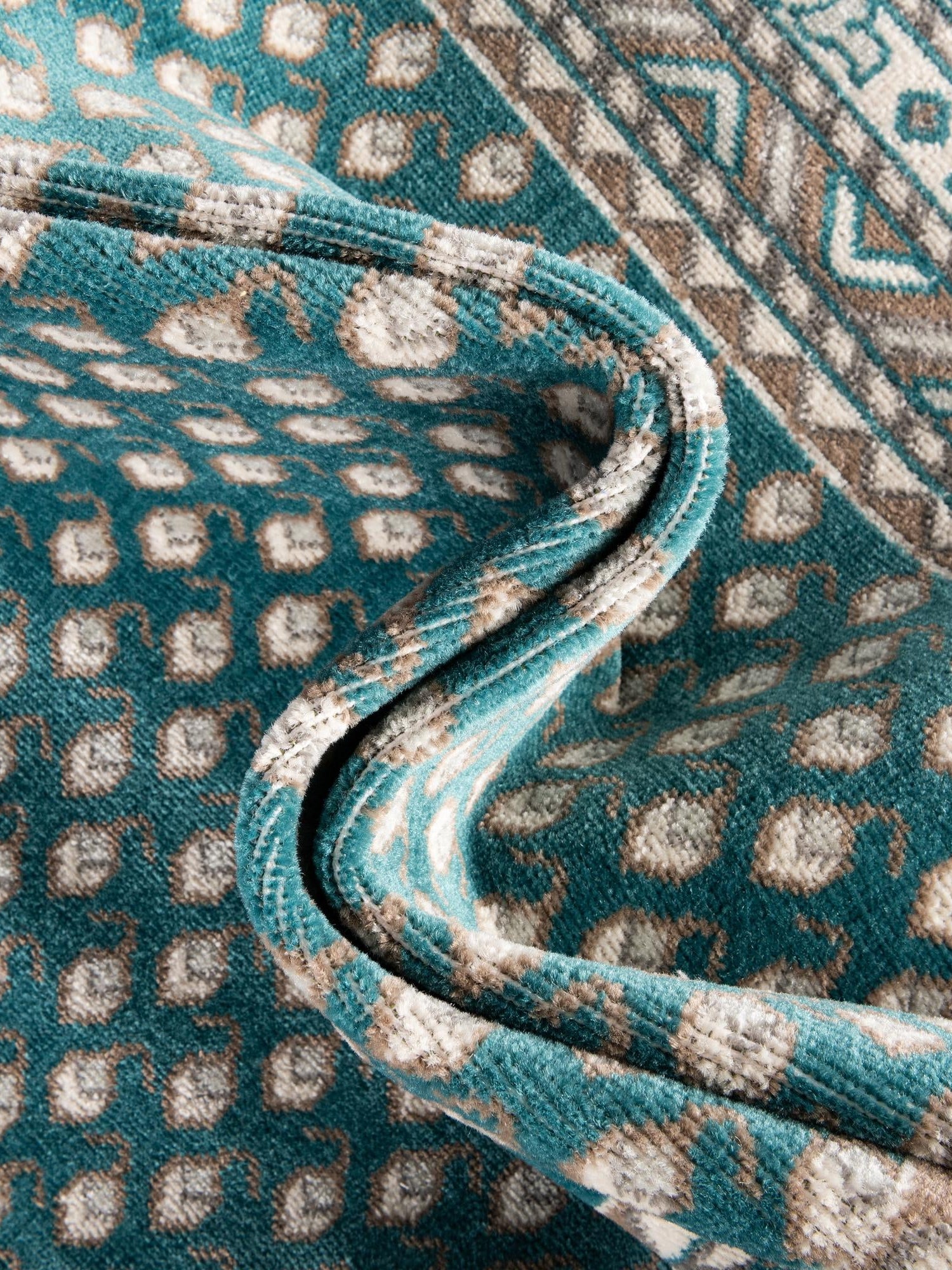 Turquoise 6' 1 x 9' Williamsburg Rectangle Area Rug 100% Polypropylene With Cotton Backing Durable Easy Clean Stain Resistant Carpet for Sale at Rug Engine