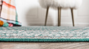 Turquoise 3' 7 x 3' 7 Williamsburg Round Area Rug 100% Polypropylene With Cotton Backing Durable Easy Clean Stain Resistant Carpet for Sale at Rug Engine