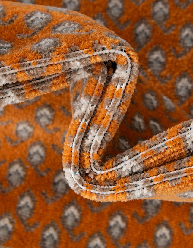 Orange 5' 1 x 5' 1 Williamsburg Round Area Rug 100% Polypropylene With Cotton Backing Durable Easy Clean Stain Resistant Carpet for Sale at Rug Engine