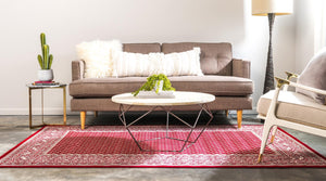 Red 7' 1 x 10' Williamsburg Rectangle Rug