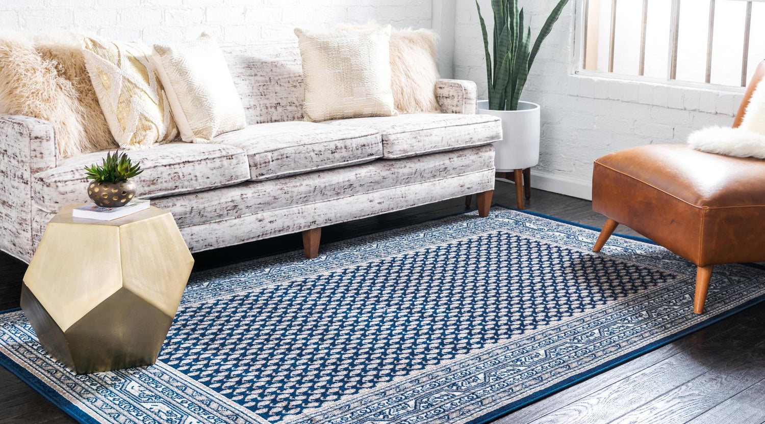 Blue 4' 1 x 6' 1 Williamsburg Rectangle Area Rug 100% Polypropylene With Cotton Backing Durable Easy Clean Stain Resistant Carpet for Sale at Rug Engine