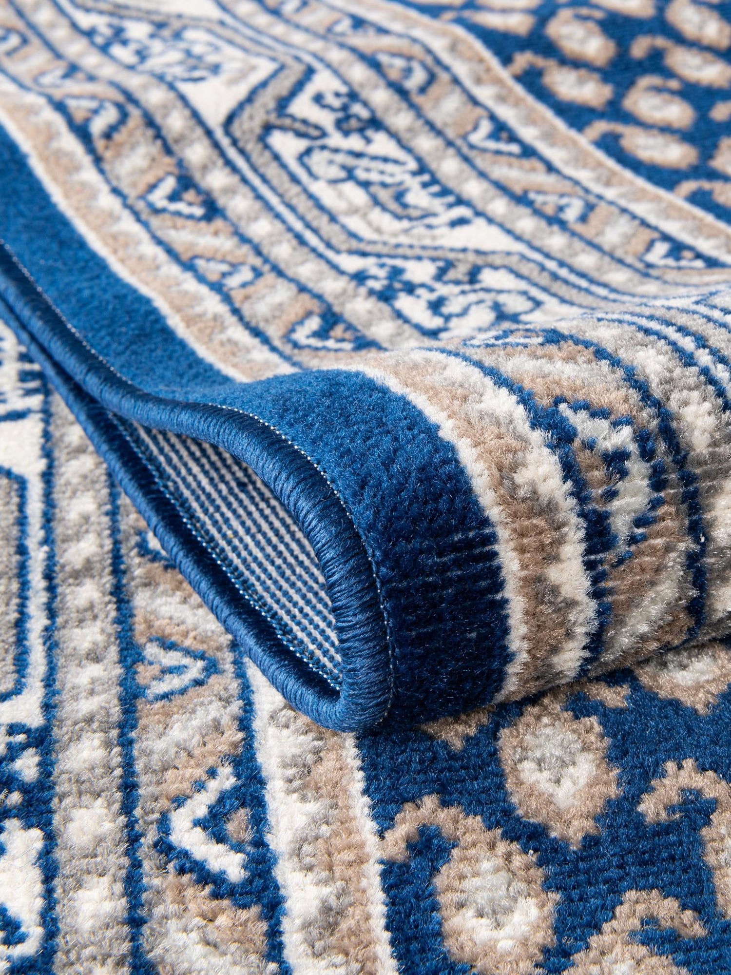 Blue 5' x 8' Williamsburg Rectangle Area Rug 100% Polypropylene With Cotton Backing Durable Easy Clean Stain Resistant Carpet for Sale at Rug Engine