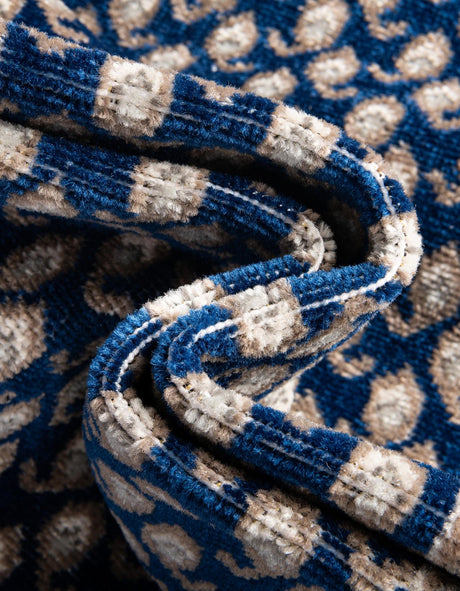 Blue 8' x 8' Williamsburg Round Area Rug 100% Polypropylene With Cotton Backing Durable Easy Clean Stain Resistant Carpet for Sale at Rug Engine