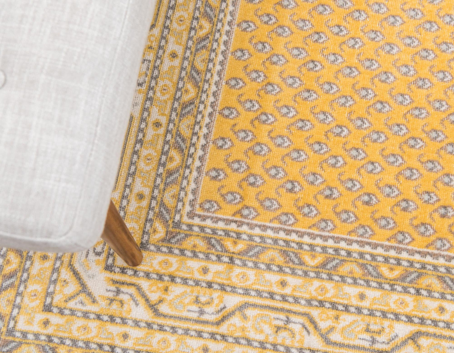 Yellow 7' 1 x 10' Williamsburg Rectangle Area Rug 100% Polypropylene With Cotton Backing Durable Easy Clean Stain Resistant Carpet for Sale at Rug Engine