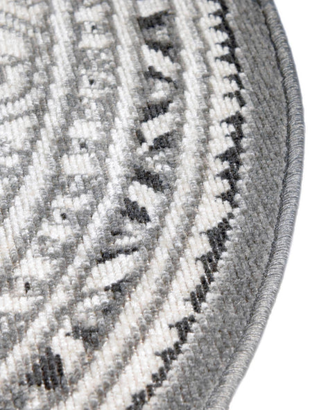 Gray 10' x 10' Williamsburg Round Area Rug 100% Polypropylene With Cotton Backing Durable Easy Clean Stain Resistant Carpet for Sale at Rug Engine