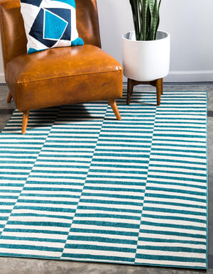 Turquoise 7' 1 x 10' Williamsburg Rectangle Rug