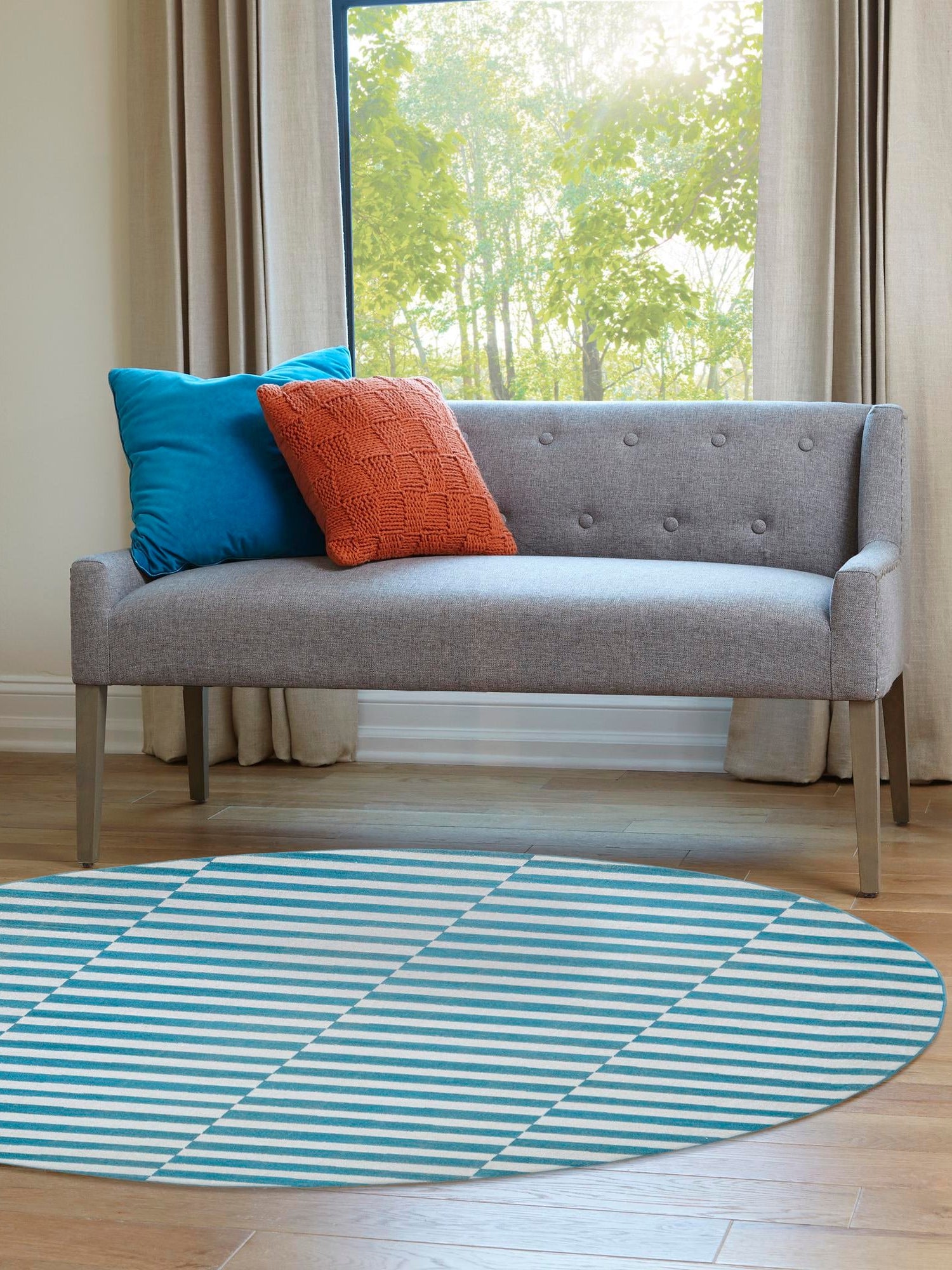 Turquoise 5' 3 x 5' 3 Williamsburg Round Area Rug 100% Polypropylene With Cotton Backing Durable Easy Clean Stain Resistant Carpet for Sale at Rug Engine