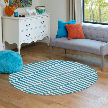 Turquoise 3' 7 x 3' 7 Williamsburg Round Area Rug 100% Polypropylene With Cotton Backing Durable Easy Clean Stain Resistant Carpet for Sale at Rug Engine