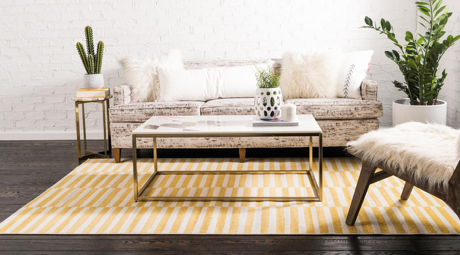 Yellow 6' 1 x 9' Williamsburg Rectangle Area Rug 100% Polypropylene With Cotton Backing Durable Easy Clean Stain Resistant Carpet for Sale at Rug Engine