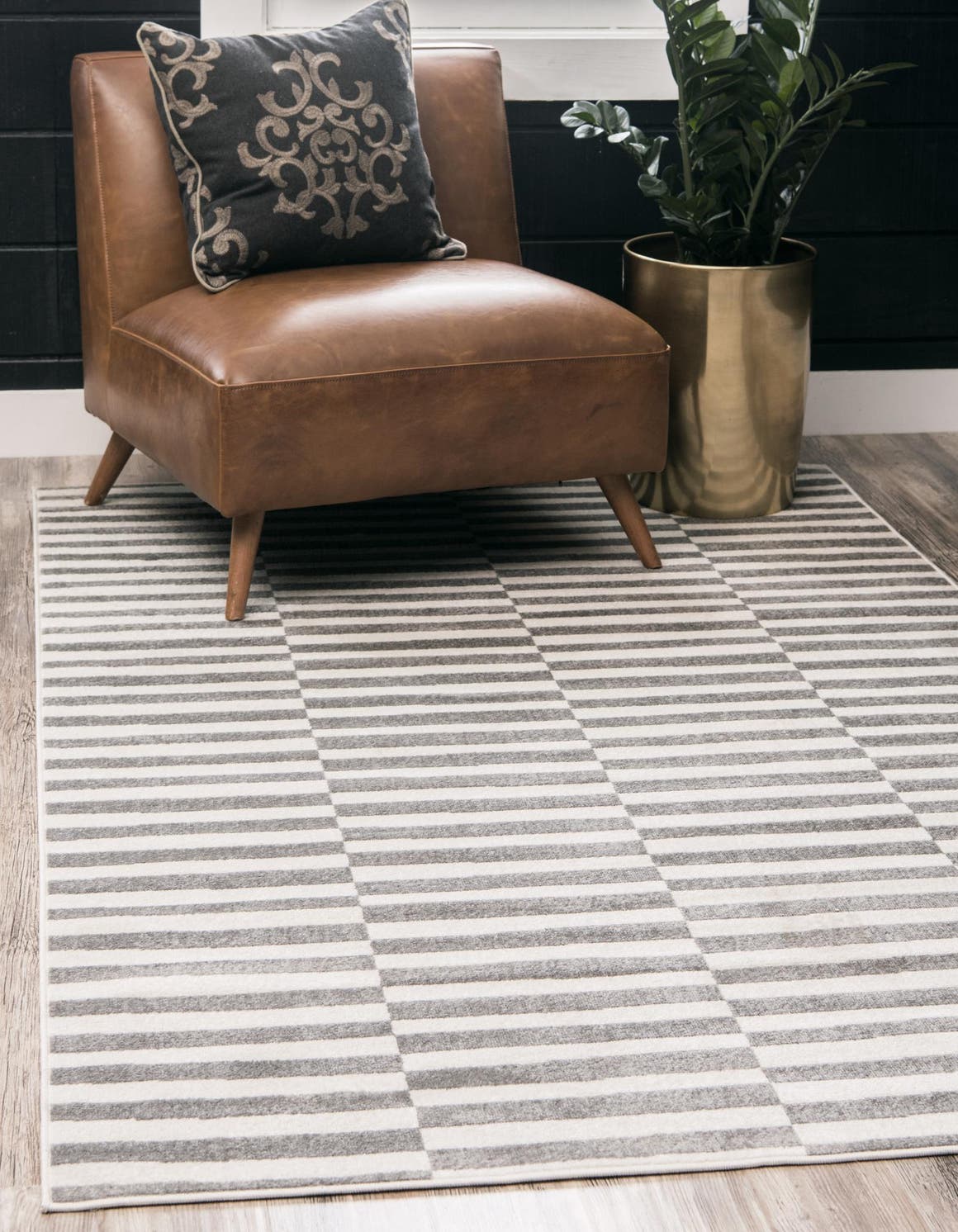 Dark Gray 5' 3 x 8' Williamsburg Rectangle Area Rug 100% Polypropylene With Cotton Backing Durable Easy Clean Stain Resistant Carpet for Sale at Rug Engine