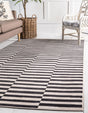 Black 6' x 9' Williamsburg Rectangle Rug