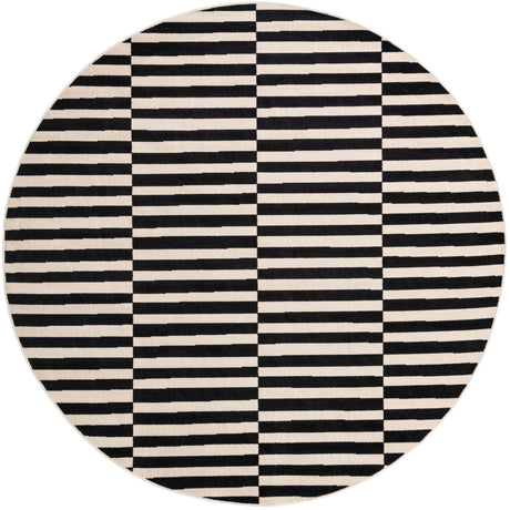 Black 7' 10 x 7' 10 Williamsburg Round Area Rug