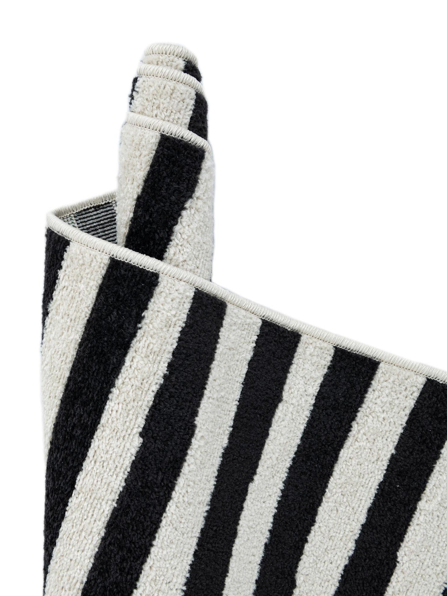 Black 12' x 12' Williamsburg Round Area Rug