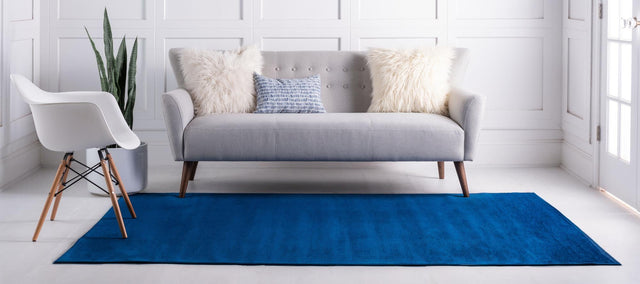Navy Blue 6' 1 x 9' Williamsburg Rectangle Area Rug 100% Polypropylene With Cotton Backing Durable Easy Clean Stain Resistant Carpet for Sale at Rug Engine
