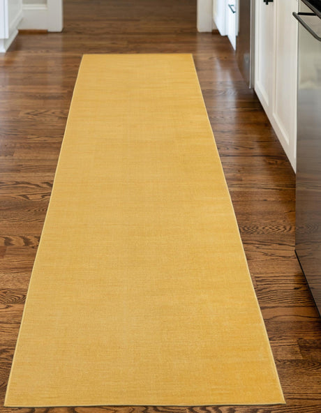 Gold 2' 9 x 9' 10 Williamsburg Runner Area Rug 100% Polypropylene With Cotton Backing Durable Easy Clean Stain Resistant Carpet for Sale at Rug Engine