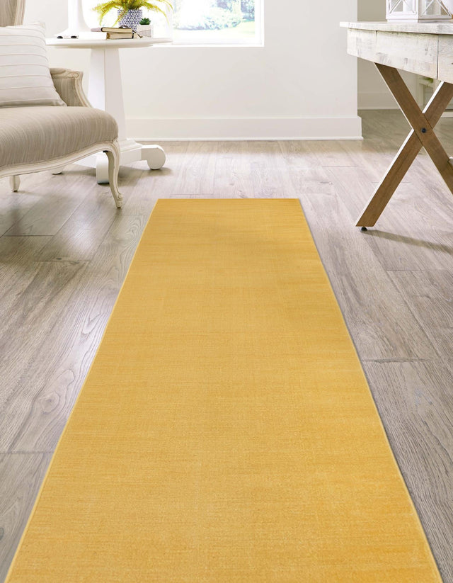 Gold 2' 9 x 9' 10 Williamsburg Runner Area Rug 100% Polypropylene With Cotton Backing Durable Easy Clean Stain Resistant Carpet for Sale at Rug Engine