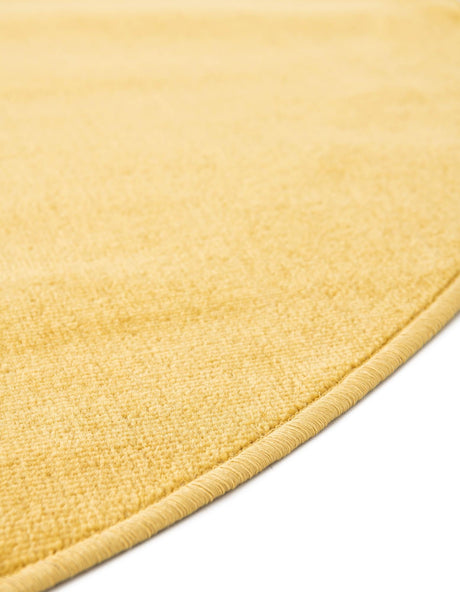 Gold 3' 7 x 3' 7 Williamsburg Round Area Rug 100% Polypropylene With Cotton Backing Durable Easy Clean Stain Resistant Carpet for Sale at Rug Engine