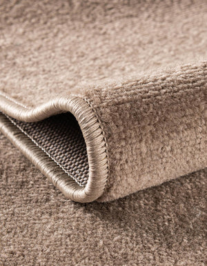 Light Brown 4' x 6' Williamsburg Rectangle Area Rug 100% Polypropylene With Cotton Backing Durable Easy Clean Stain Resistant Carpet for Sale at Rug Engine