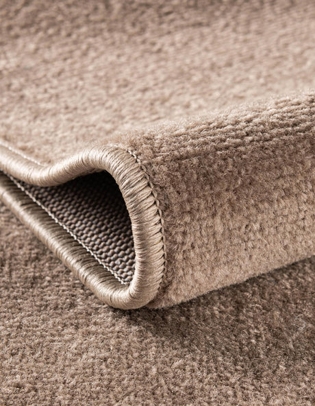 Light Brown 9' x 12' Williamsburg Rectangle Area Rug 100% Polypropylene With Cotton Backing Durable Easy Clean Stain Resistant Carpet for Sale at Rug Engine