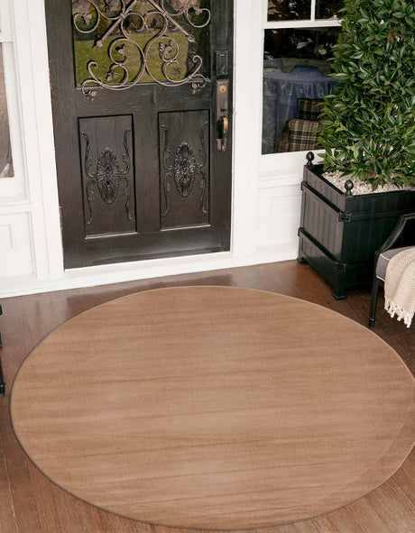 Light Brown 3' 7 x 3' 7 Williamsburg Round Area Rug 100% Polypropylene With Cotton Backing Durable Easy Clean Stain Resistant Carpet for Sale at Rug Engine