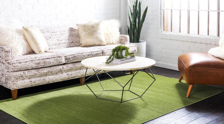 Green 4' 1 x 6' 1 Williamsburg Rectangle Area Rug 100% Polypropylene With Cotton Backing Durable Easy Clean Stain Resistant Carpet for Sale at Rug Engine