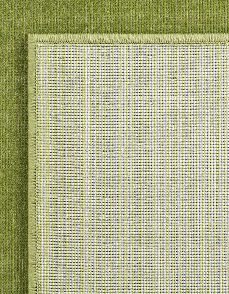 Green 4' 1 x 6' 1 Williamsburg Rectangle Area Rug 100% Polypropylene With Cotton Backing Durable Easy Clean Stain Resistant Carpet for Sale at Rug Engine