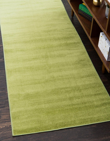 Green 2' 9 x 9' 10 Williamsburg Runner Area Rug 100% Polypropylene With Cotton Backing Durable Easy Clean Stain Resistant Carpet for Sale at Rug Engine