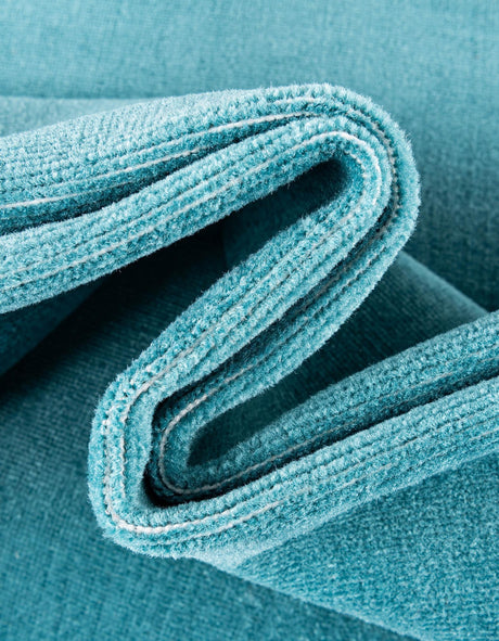 Turquoise 2' 9 x 9' 10 Williamsburg Runner Area Rug 100% Polypropylene With Cotton Backing Durable Easy Clean Stain Resistant Carpet for Sale at Rug Engine