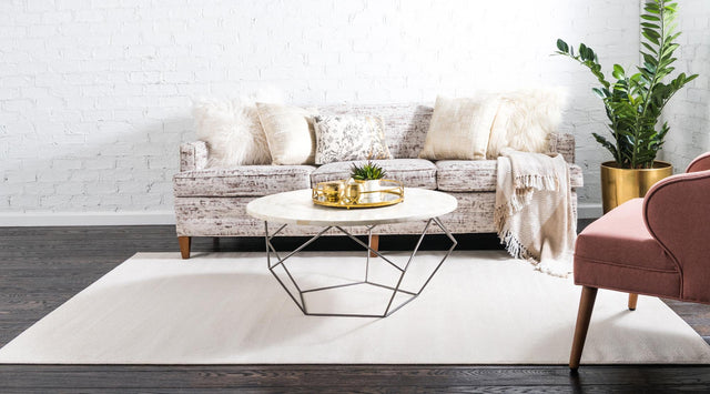 Beige 6' 1 x 9' Williamsburg Rectangle Area Rug