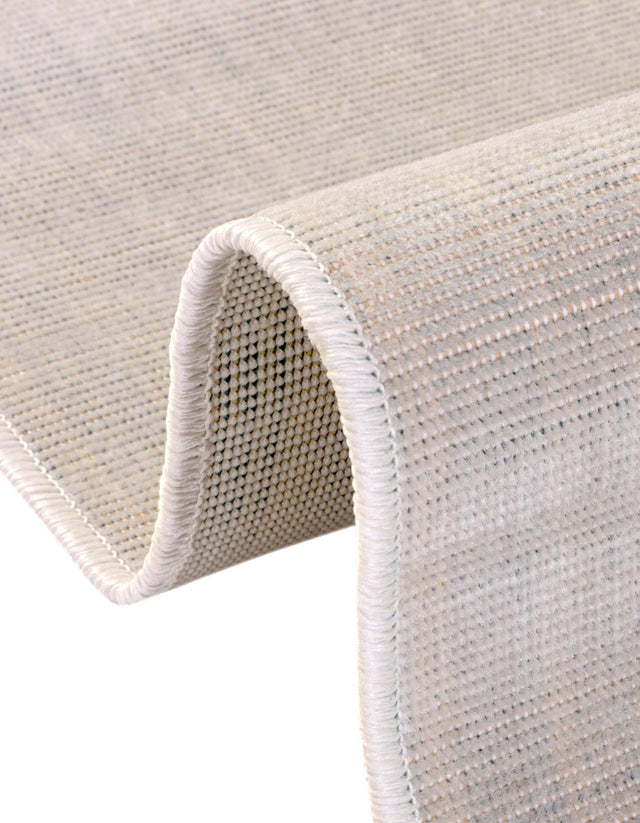 Beige 3' 7 x 3' 7 Williamsburg Round Area Rug 100% Polypropylene With Cotton Backing Durable Easy Clean Stain Resistant Carpet for Sale at Rug Engine