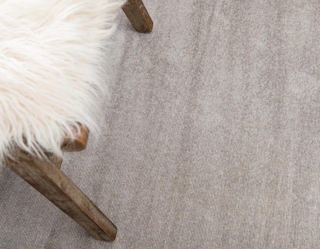 Gray 8' x 8' Williamsburg Round Rug
