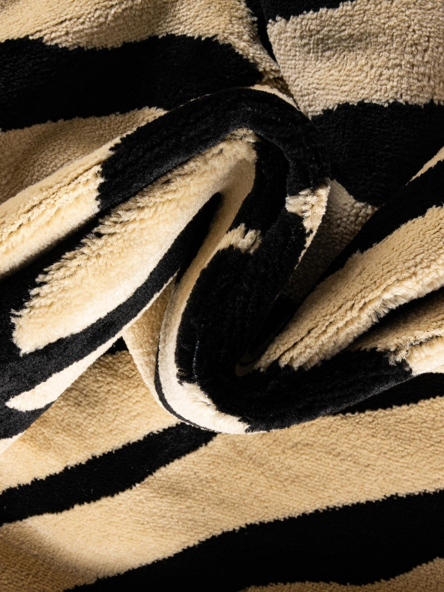 Cream 3' 1 x 5' 3 Wildlife Rectangle Area Rug Animal Print Safari Jungle Inspired Carpet for Unique Modern Interior Design for Sale at Rug Engine