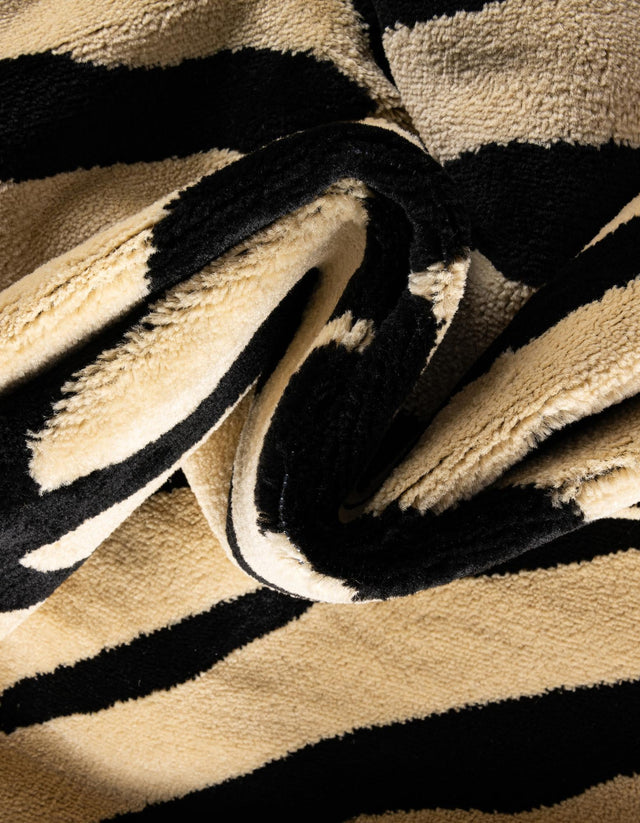 Cream 5' 3 x 8' Wildlife Rectangle Area Rug Animal Print Safari Jungle Inspired Carpet for Unique Modern Interior Design for Sale at Rug Engine