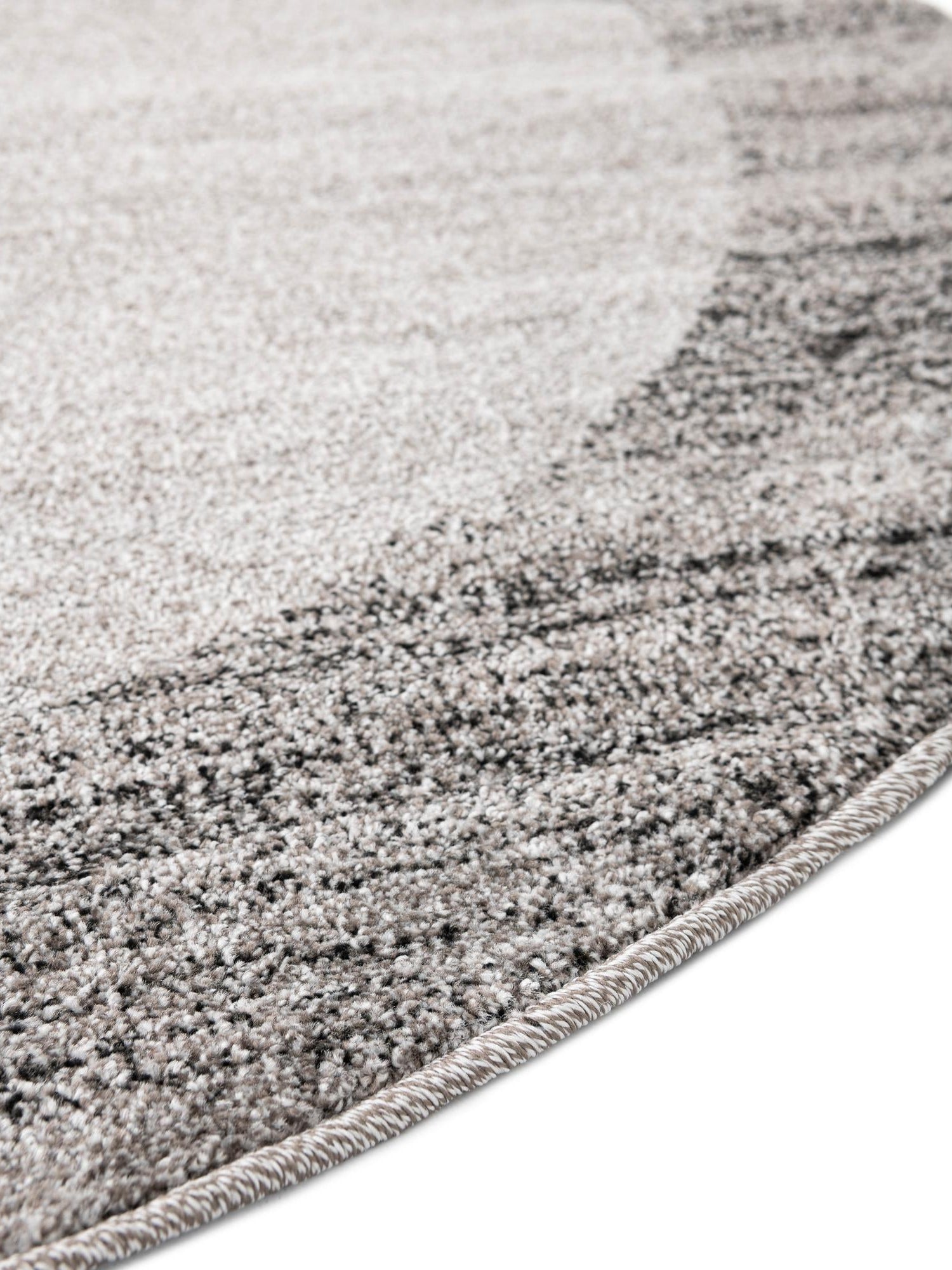 Light Gray 7' 10 x 7' 10 Del Mar Round Area Rug 100% Polypropylene Easy Clean Stain Resistant Vivid Modern Carpet Mat for Home Decor Interior Designing for Sale at Rug Engine