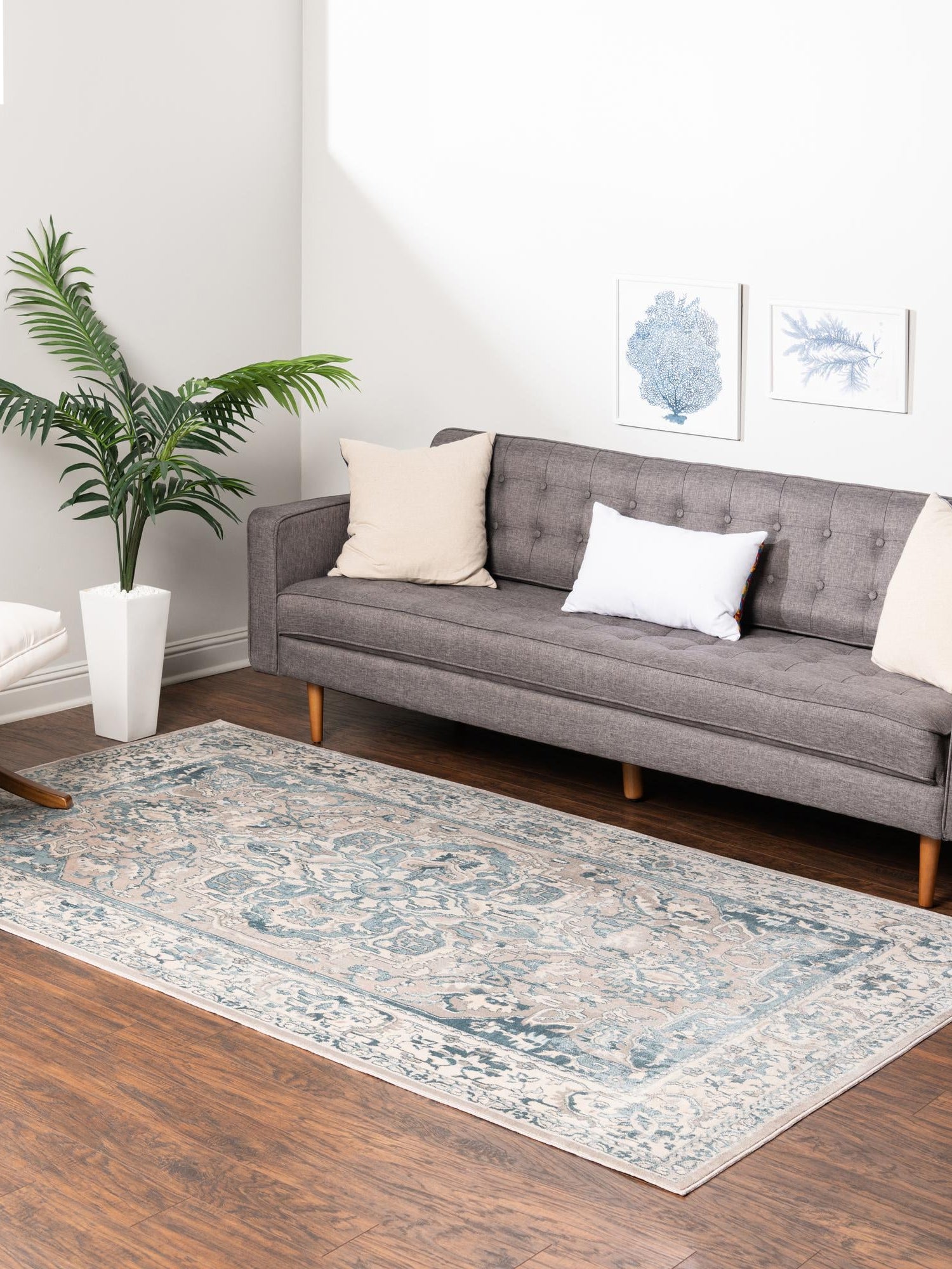 Dark Gray 4' 1 x 6' 1 Paris Rectangle Area Rug