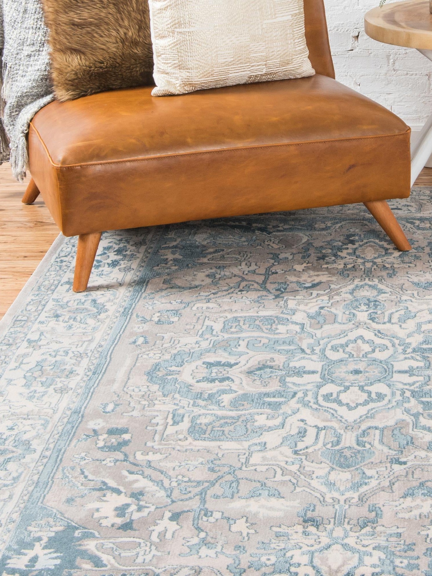 Dark Gray 6' 1 x 9' Paris Rectangle Area Rug