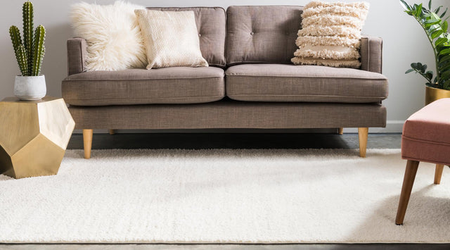 White 4' 1 x 6' 1 Studio Solid Shag Rectangle Area Rug Thick Soft Touch Fluffy & Plush Shaggy Pile