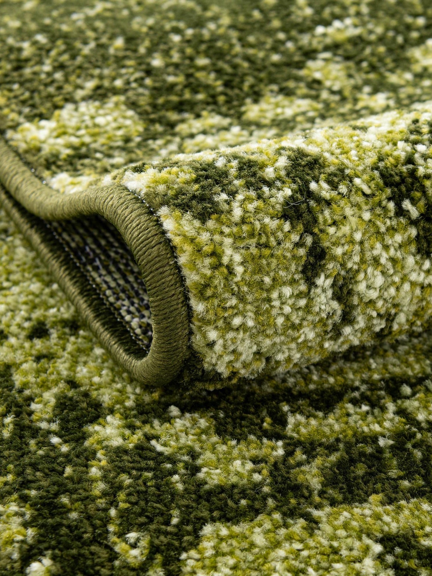 Green 7' 10 x 11' Del Mar Rectangle Area Rug 100% Polypropylene Easy Clean Stain Resistant Vivid Modern Carpet Mat for Home Decor Interior Designing for Sale at Rug Engine