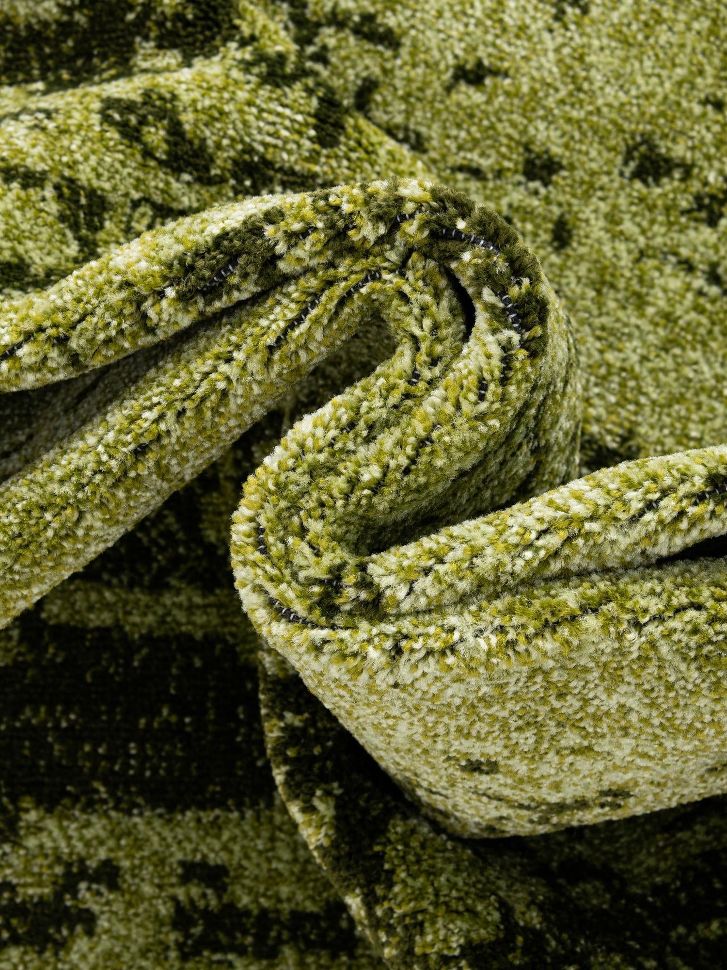 Green 7' 10 x 11' Del Mar Rectangle Area Rug 100% Polypropylene Easy Clean Stain Resistant Vivid Modern Carpet Mat for Home Decor Interior Designing for Sale at Rug Engine