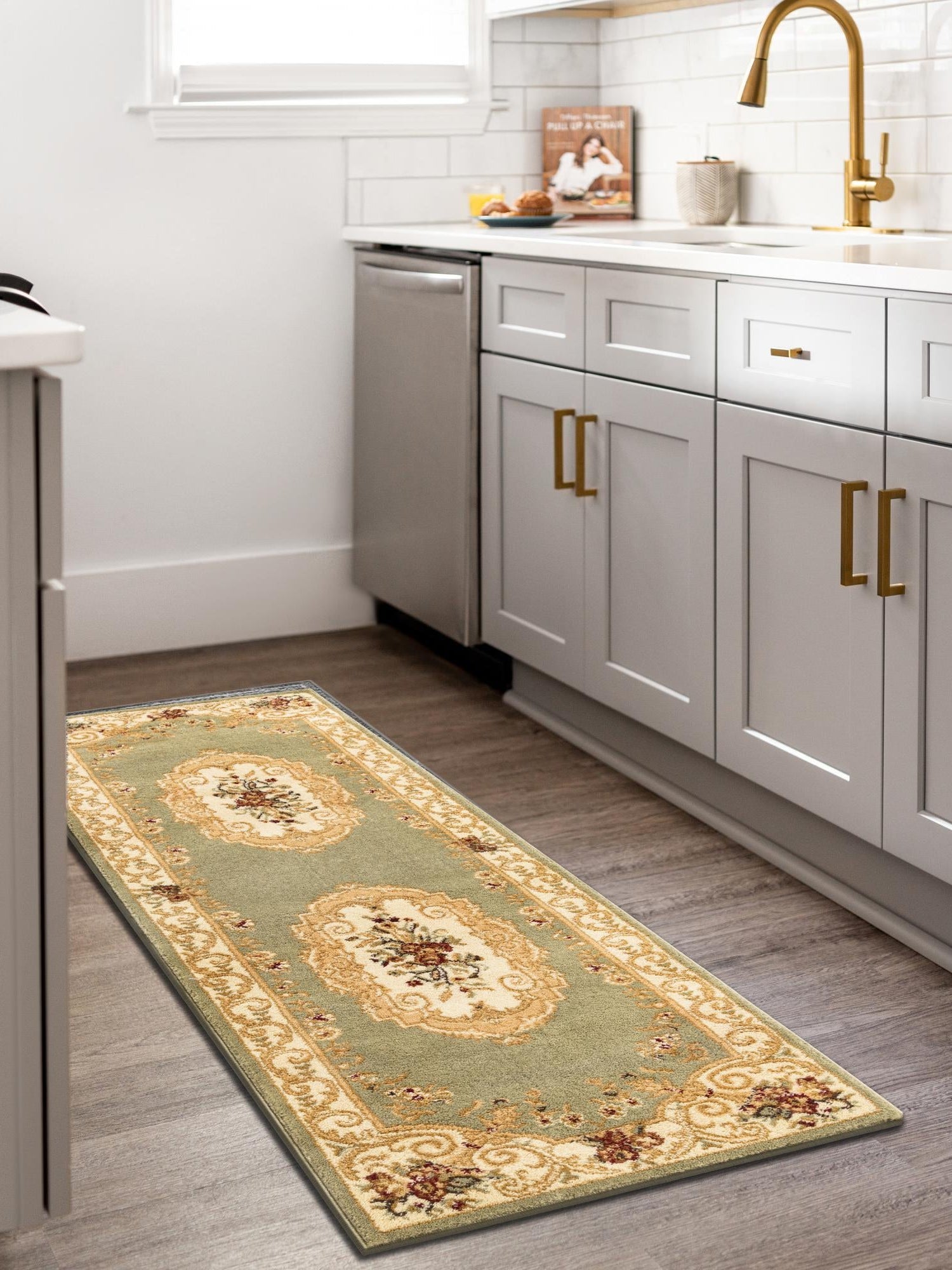 Green 2' x 6' 1 Versailles Runner Area Rug