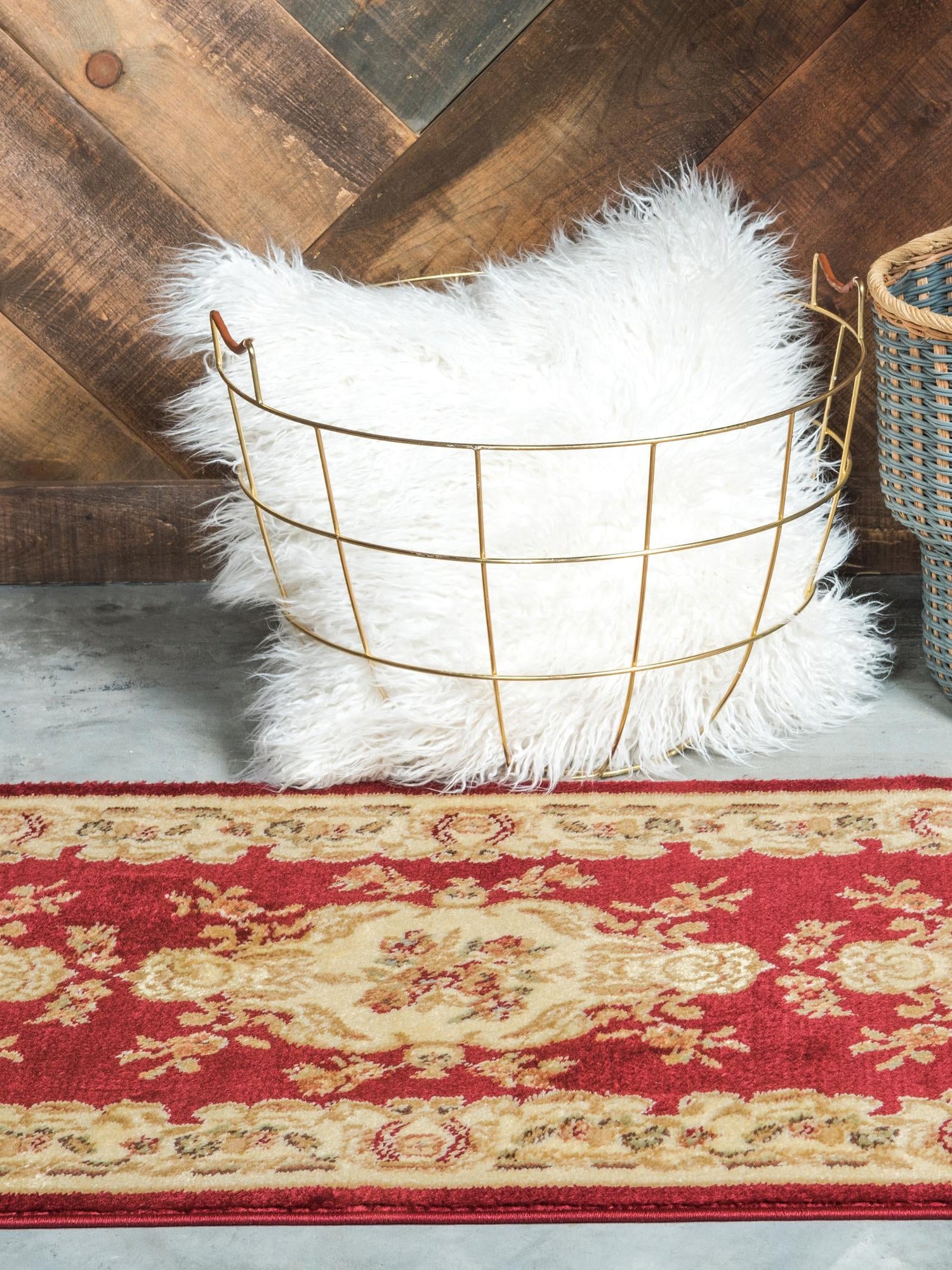 Red 2' 7 x 10' Versailles Runner Area Rug