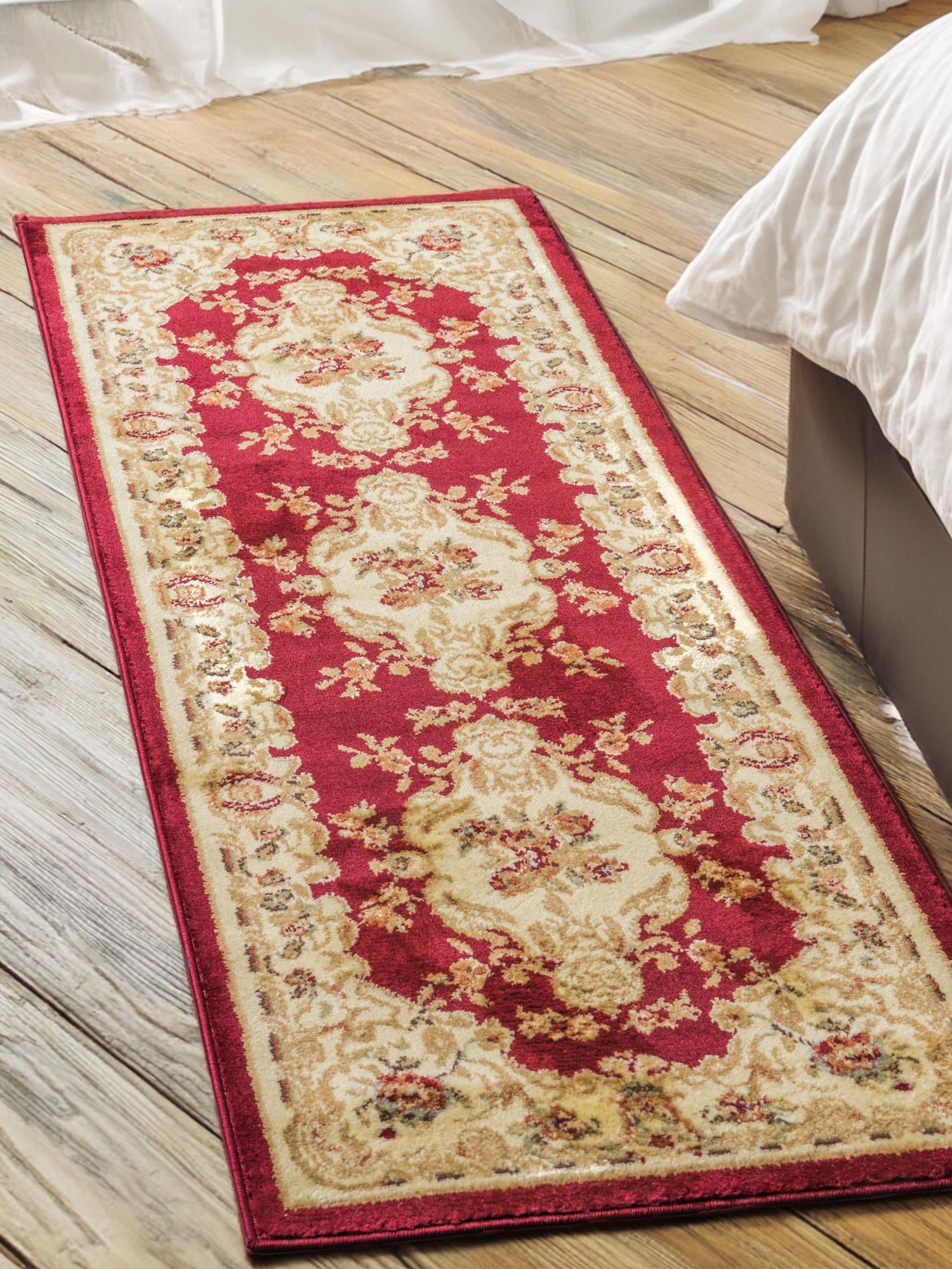 Red 2' 7 x 10' Versailles Runner Area Rug
