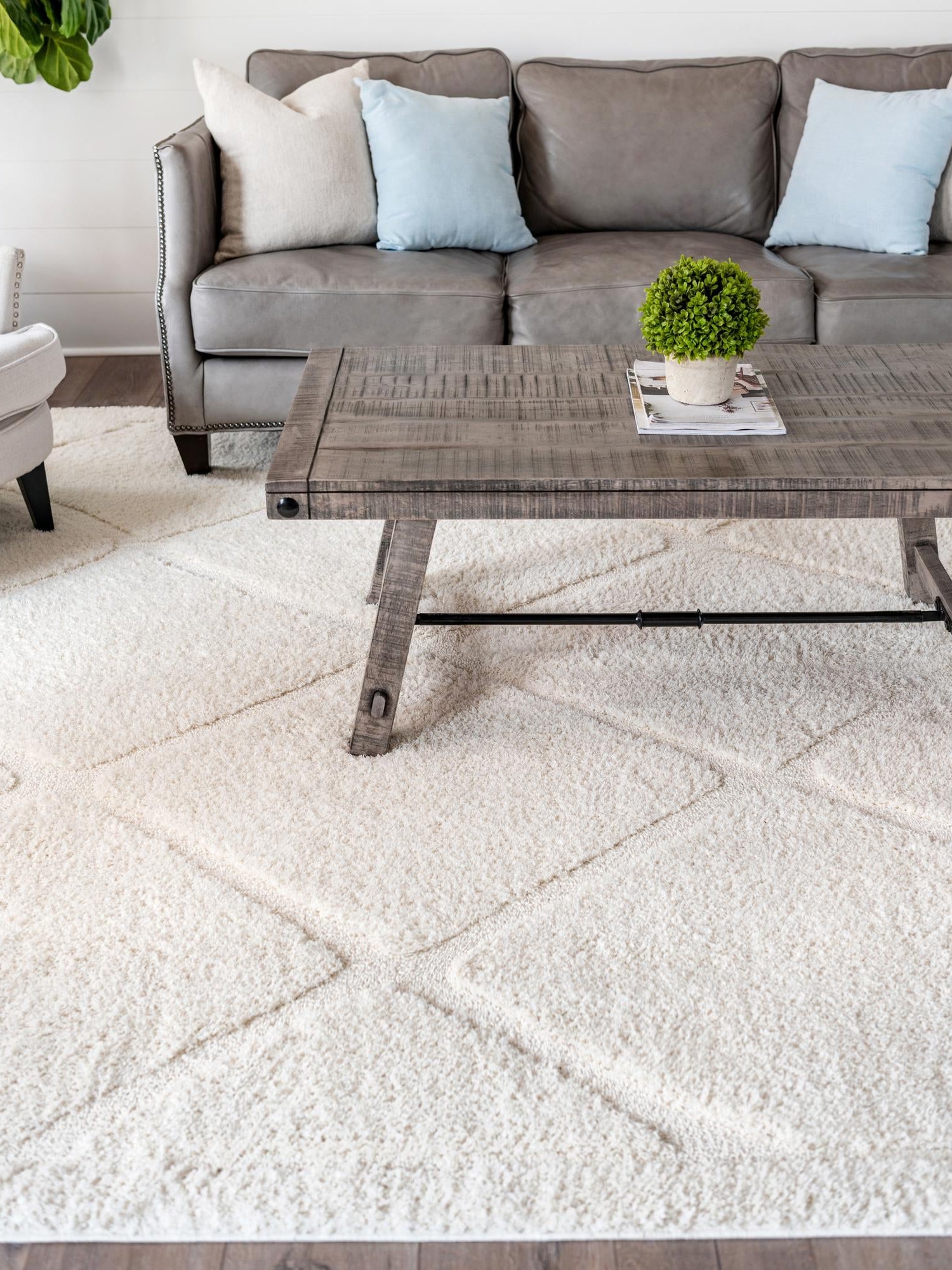 Ivory 6' 1 x 9' Trellis Shag Rectangle Area Rug Thick Soft Touch Fluffy & Plush Shaggy Pile Geometric Modern Unique Carpet for Home Interior Design for Sale at Rug Engine