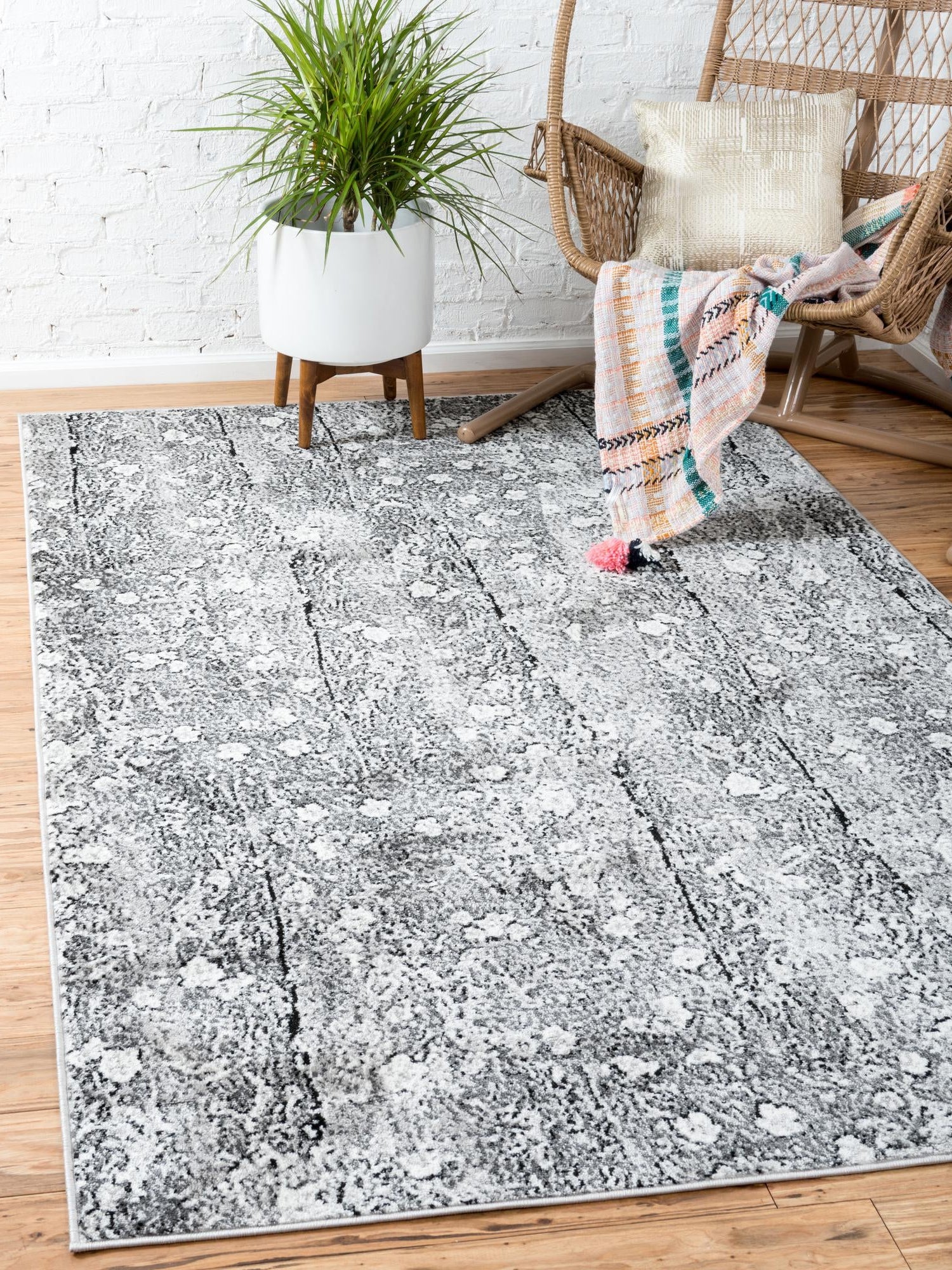 Dark Gray 5' 1 x 8' Metro Rectangle Area Rug 100% Polypropylene Abstract Modern Easy Clean Carpet for Living Room, Dining, Bedrooms for Sale at Rug Engine