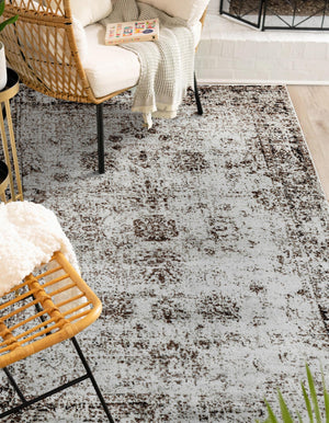 Beige 5' 1 x 8' Sofia Rectangle Rug