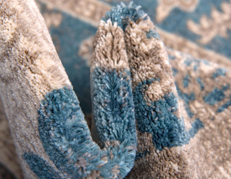 Cream 2' x 6' 1 Salzburg Runner Area Rug