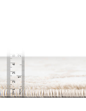 Snow White 5' 1 x 8' Rushmore Rectangle Rug