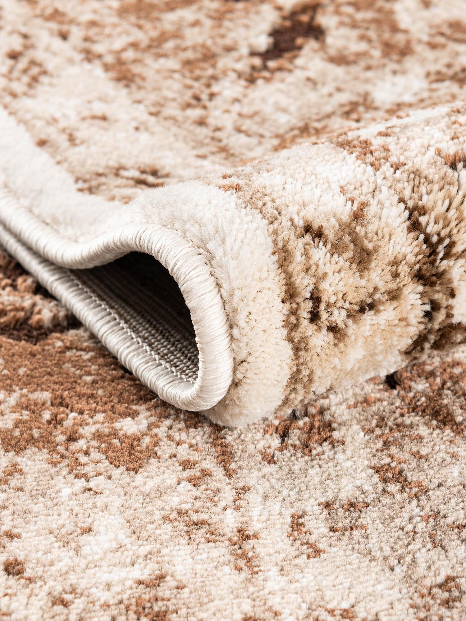 Cream 2' x 6' 1 Rushmore Runner Area Rug