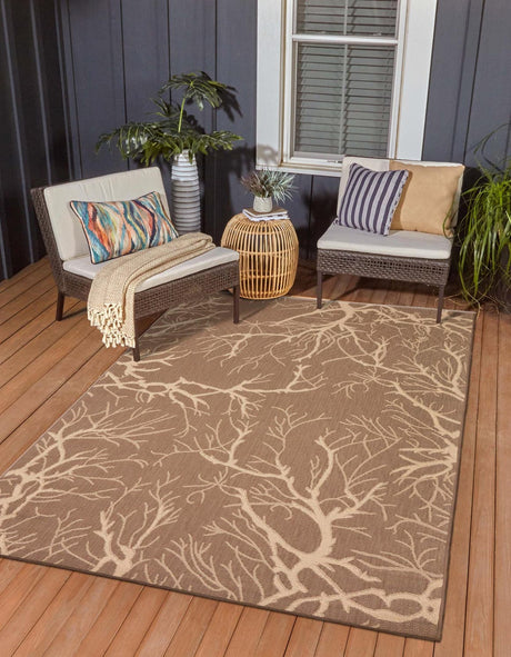 Brown 4' 1 x 6' 1 Outdoor Botanical Rectangle Rug