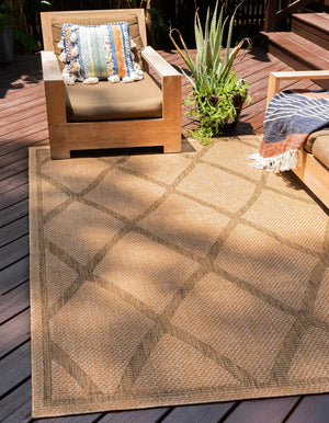 Light Brown 5' x 8' Outdoor Trellis Rectangle Rug